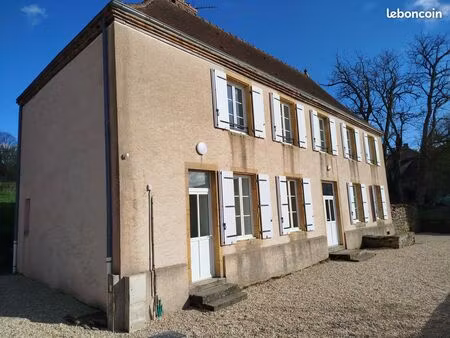 maison 6 pièces 142 m²