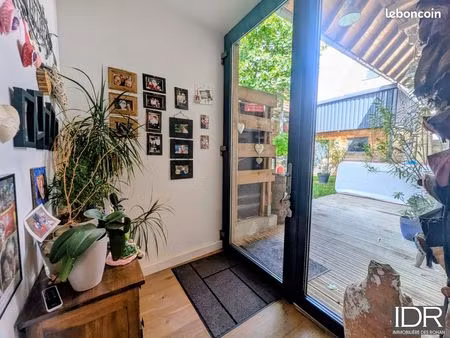 maison 5 pièces 180 m²