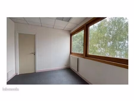 deux bureaux communiquant proches de nantes