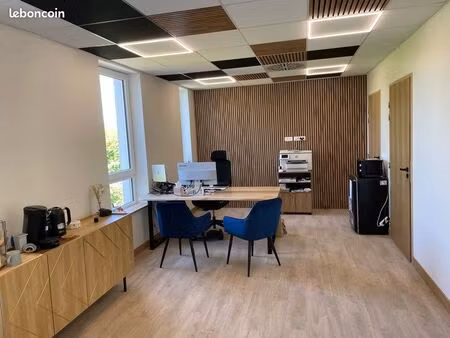 bureau neuf à louer