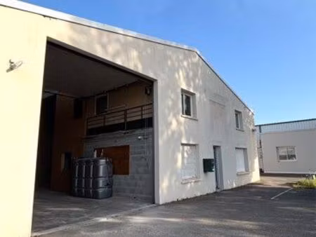 local d’activité/ entrepôt de 280mc