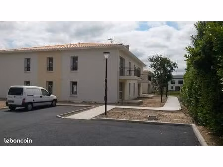 à louer appartement t2 43m2 ambares