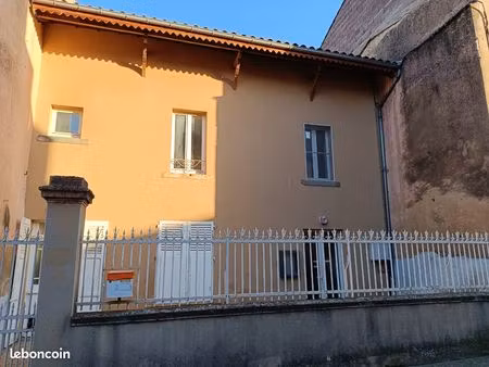 loue appartement t2 refait à neuf