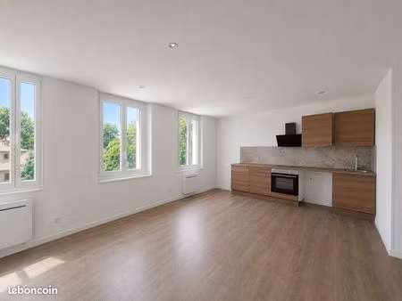 location appartement t2 courpière
