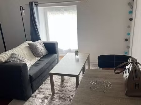 duplex meublé de 25 m2 propre et proche toutes commodités