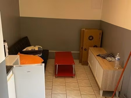 petit studio meublé avenue de caen