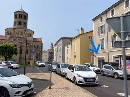 2 locaux commerciaux + cave