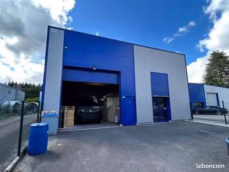 local d'activité 216 m²