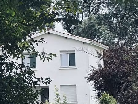 ? à louer – maison familiale 80 m² avec jardin et vue dégagée – bonnetan (15 min de bordea