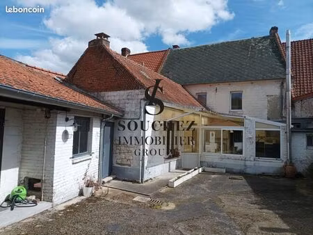 maison 5 pièces 150 m²