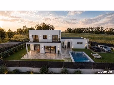 à vendre maison modern t6