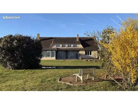 maison 6 pièces 202 m²