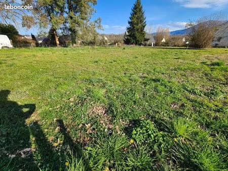 terrain 1117 m² asson