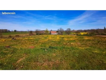 terrain constructible à vendre à ozenx