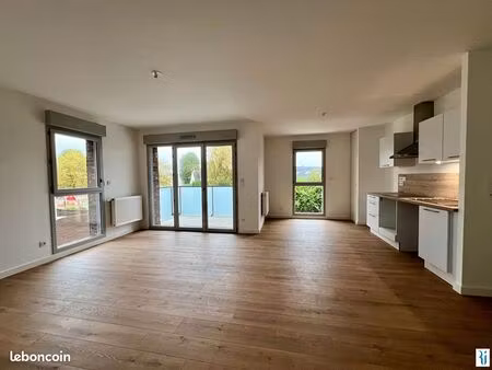 appartement 3 pièces 74 m²