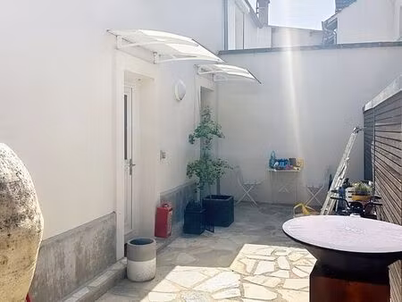 studio 1 pièce 26 m²