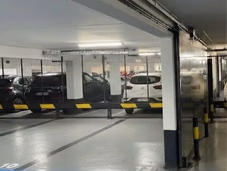parking indigo la pucelle - stationnement privatif sécurisé - exclusif rare à la vente