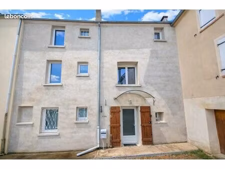 maison 3 pièces 77 m²