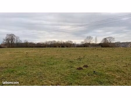 terrain 599 m² forges les eaux