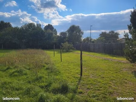 terrain 1 054 m² gruchet le valasse