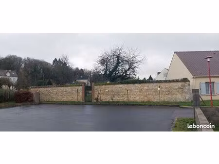 rare terrain à bâtir de 857 m² (divisible) – plein cœur de montigny-lencoup