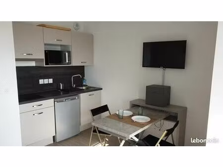 studio meublé proche iut / iae - 20m²+balcon vue lac - annecy