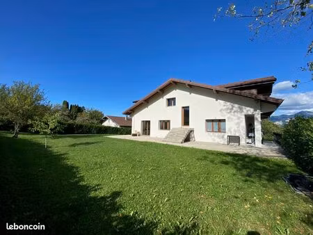 loue f2 - excellent état - 45 m2 - terrasse