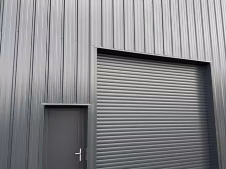 local d'activités / artisanale et entrepôt de 90m2 à 190m2