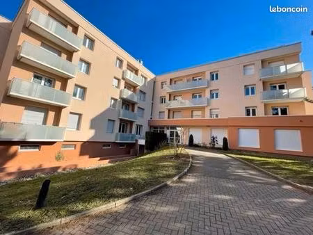 appartement 3 pièces 63 m²