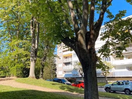 vente d'un appartement de 4 pièces à 78390 bois d'arcy