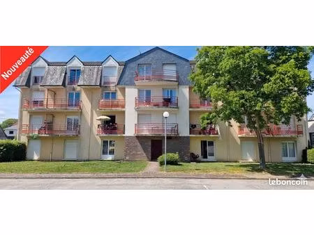 studio 1 pièce 31 m²