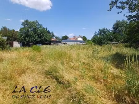 terrain 1180 m² ardin