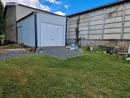 terrain avec petit garage