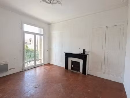 immeuble 12 pièces 240 m²