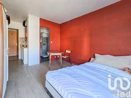 studio 1 pièce 18 m²