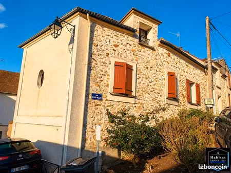 appartement 3 pièces 80 m²