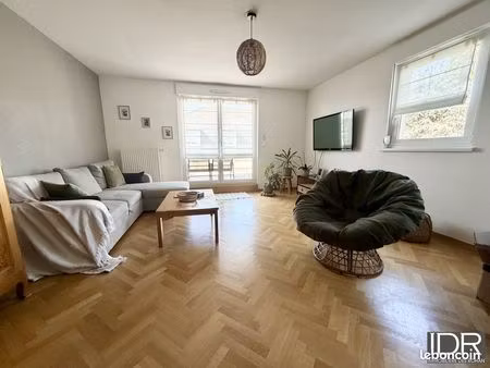 appartement 3 pièces 85 m²