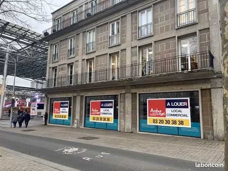 local commercial 200 m²
