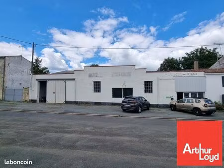 local d'activite 482 m² mauzé-sur-le-mignon