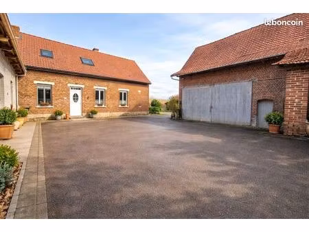 ferme 7 pièces 172 m²