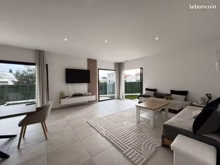 villa récente-152m2-piscine