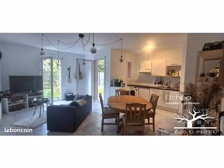 appartement 2 pièces 45 m²