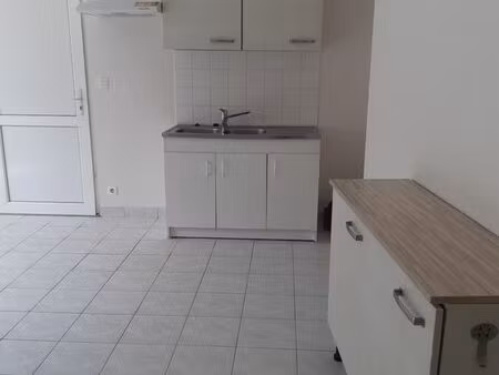 location centre bourg camors