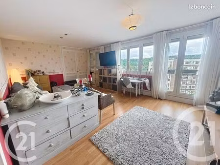 appartement 4 pièces 80 m²