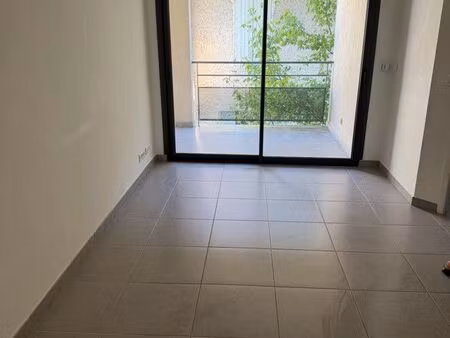 t2 avec terrasse