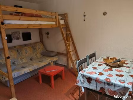 studio 1 pièce 20 m²