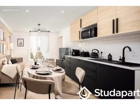 chambre 1 pièce 11 m²
