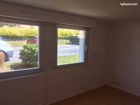 appartement t1 bis et place de parking privative