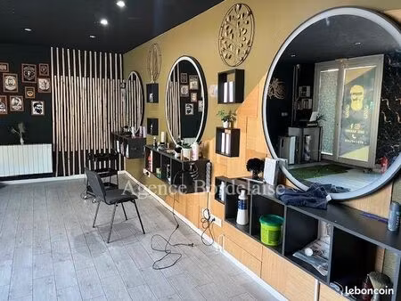 salon de coiffure 40 m² mérignac