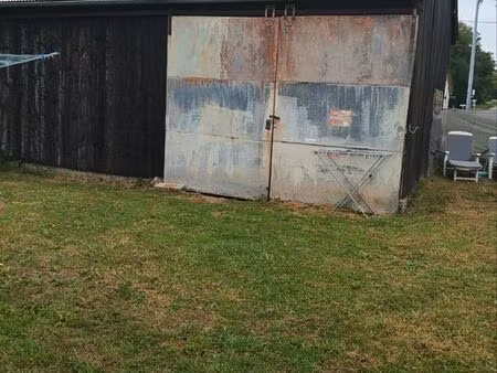 location hangar